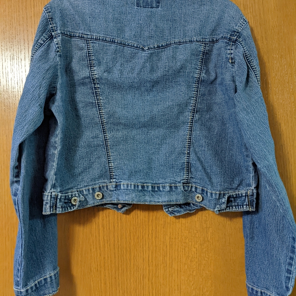 Jean jacket - Picture 2 of 3
